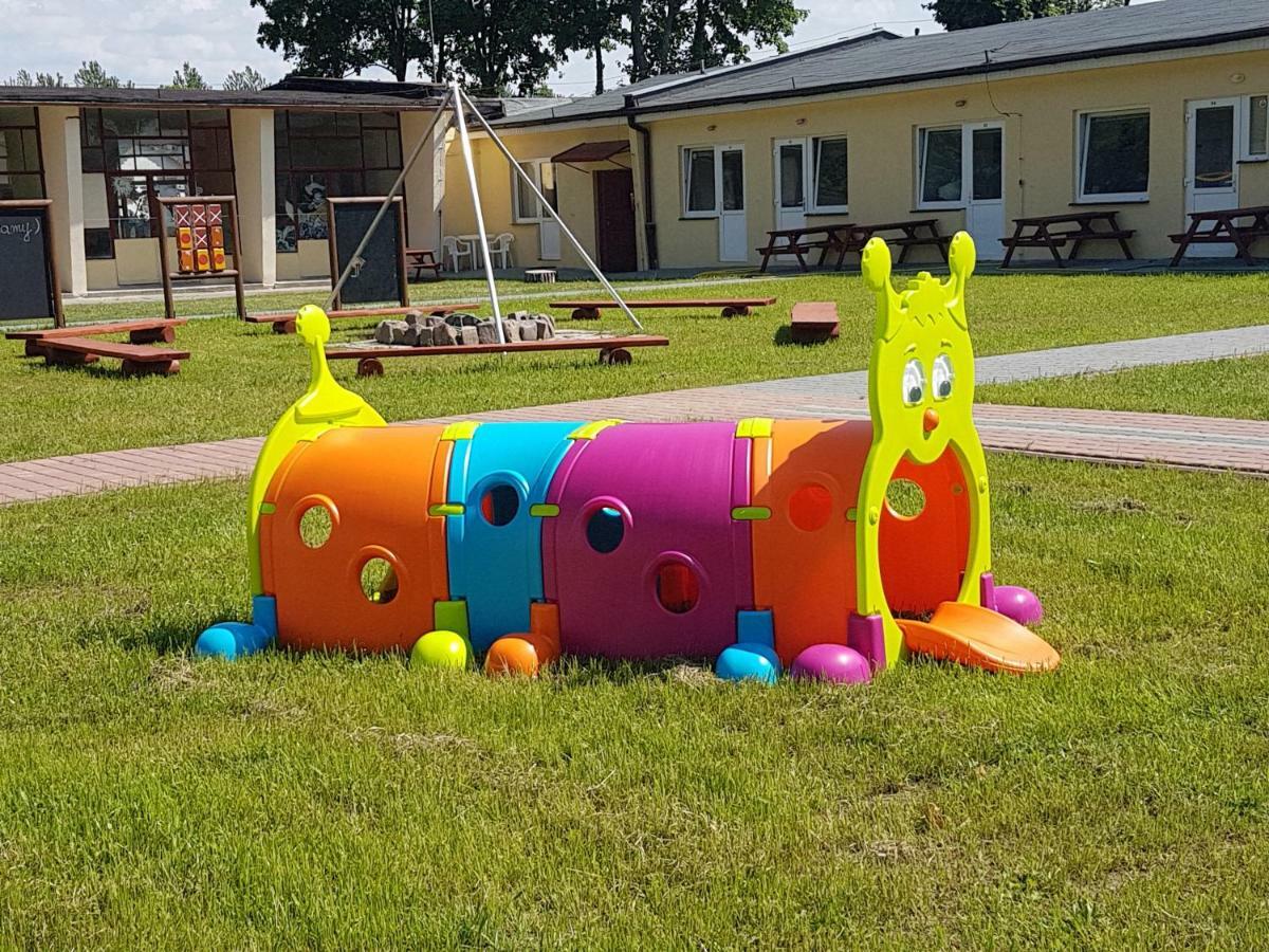 Osrodek Rodzinny "Pod Wydmami" Przy Plazy , Plac Zabaw , Rowery 萨比诺瓦 外观 照片